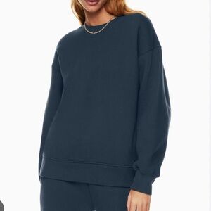 Aritzia tan navy fleece sweatshirt 1
